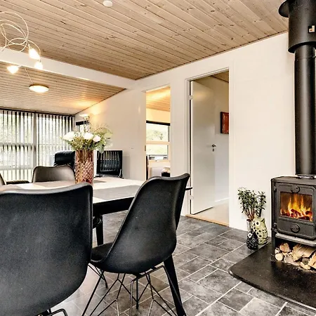 4 Star Holiday Home In Hals-By Traum Hals